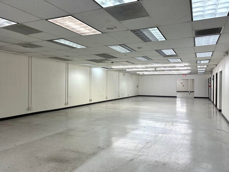 More Photos Of 700 S Palm Ave, Alhambra Light Manufacturing For Lease
