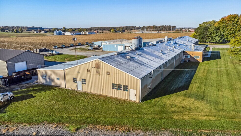 More Photos Of 211 W Geneva St, Dunkirk Manufacturing For Lease