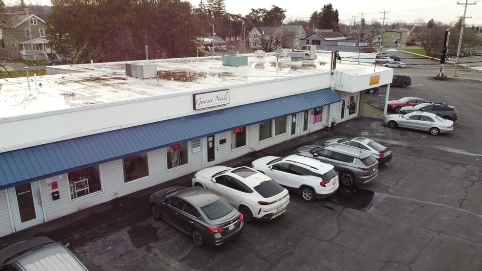 More Photos Of 1155 Mohawk St, Utica Storefront For Lease
