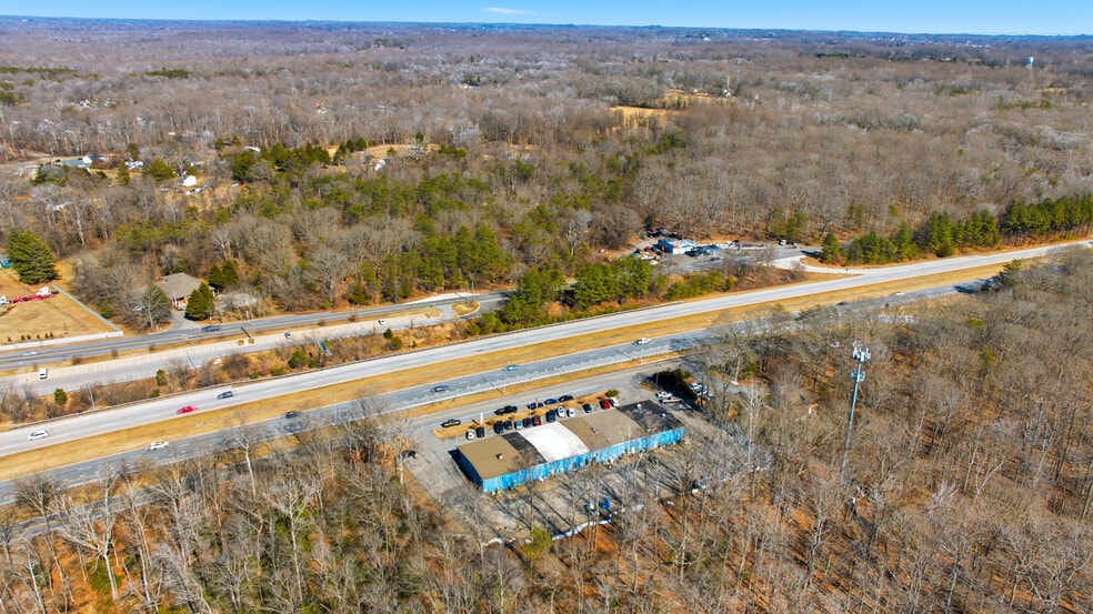 More Photos Of 5472-5486 Southern Maryland Blvd, Lothian Storefront For Sale