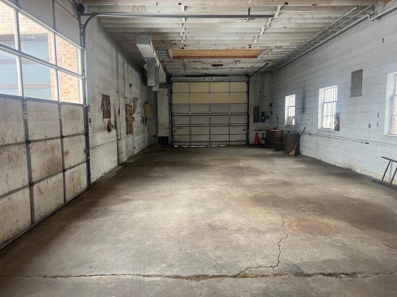 More Photos Of 1744 Indianapolis Blvd, Whiting Manufacturing For Sale
