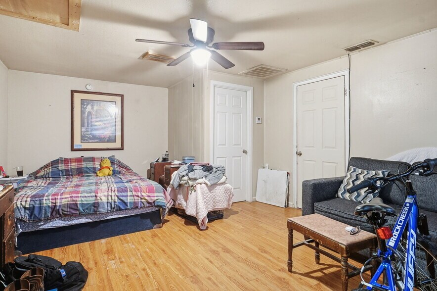 More Photos Of 1901 Cedar Crest Dr, Abilene Multifamily For Sale