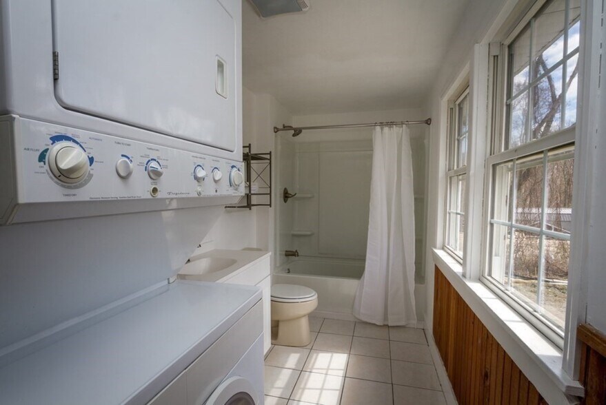 More Photos Of 87 Winthrop St, Rehoboth Storefront Retail Residential For Sale