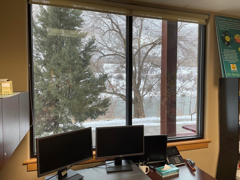 More Photos Of 2700 Gilstrap Ct, Glenwood Springs Office For Lease