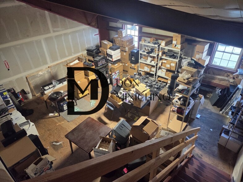 More Photos Of 72 Airport Dr, Wappingers Falls Light Manufacturing For Sale