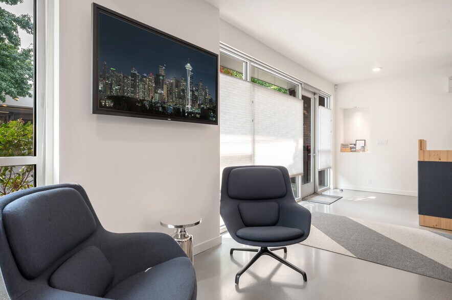 More Photos Of 166 Roy St, Seattle Office Residential For Sale