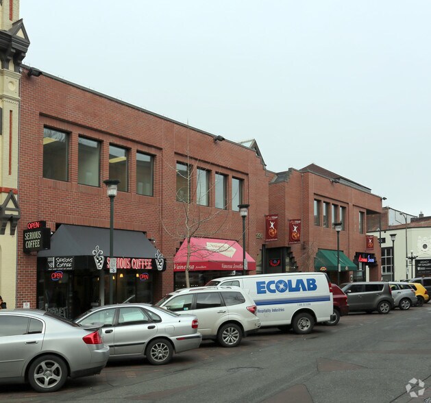 More Photos Of 615-627 Yates St, Victoria Storefront Retail Office For Sale