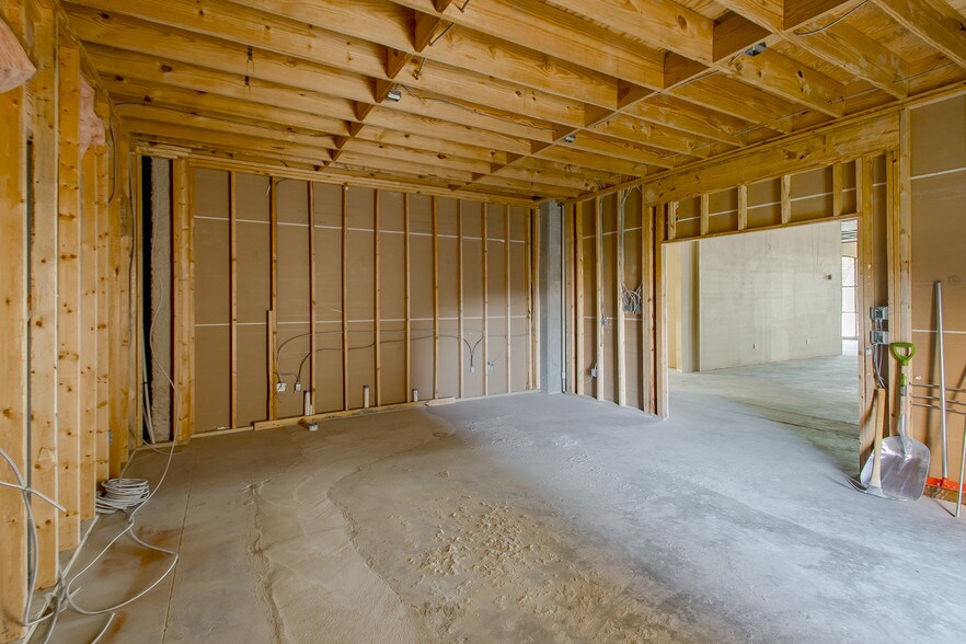 More Photos Of 4001 Nicholson Dr, Baton Rouge Hotel For Lease