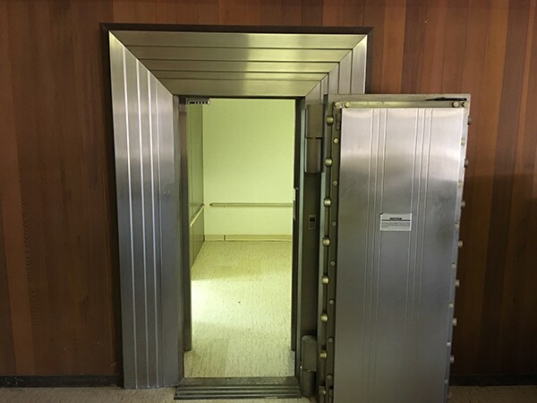 More Photos Of 9410 Locust St, Knights Landing Office For Sale