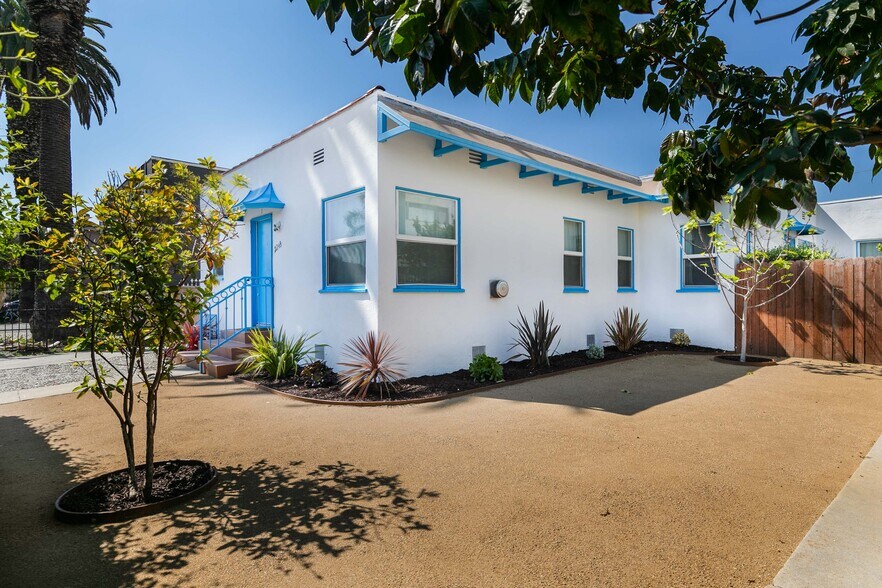 More Photos Of 2243-2245 S Ridgeley Dr, Los Angeles Apartments For Sale