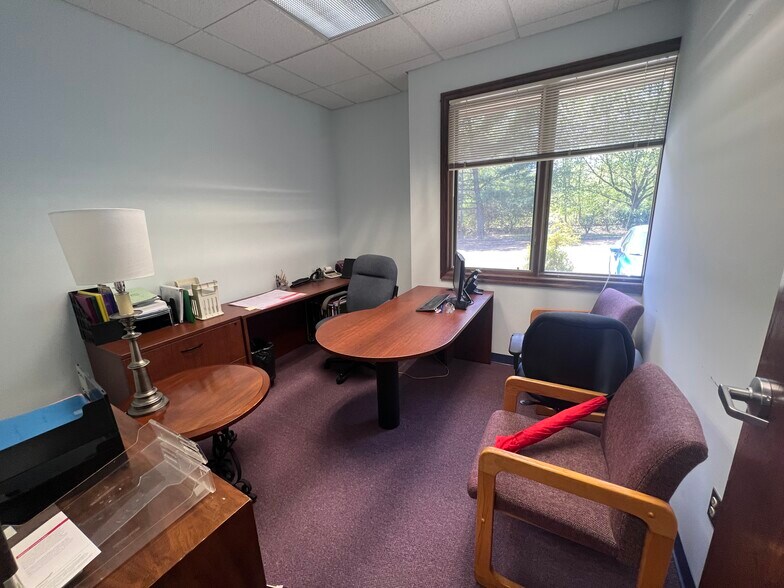 More Photos Of 59 General Warren Blvd, Malvern Medical For Lease