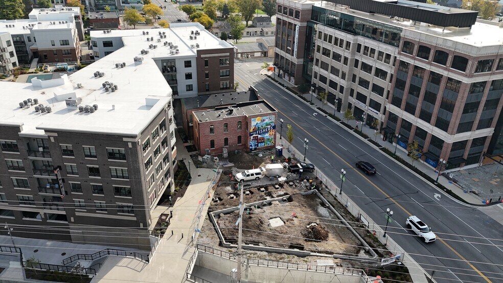 More Photos Of 8684 E 116th St, Fishers Storefront Retail Office For Lease