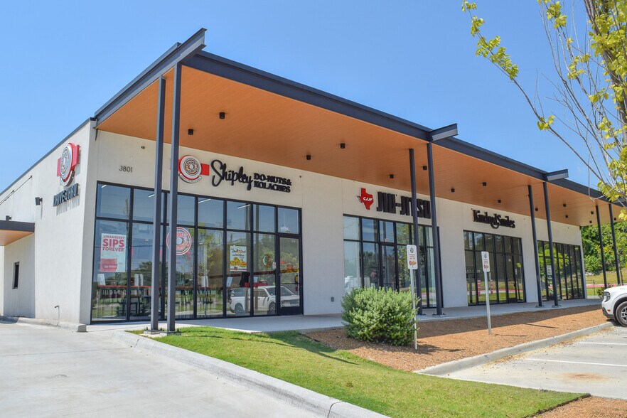 More Photos Of 3801 Virginia Pky, McKinney General Retail For Sale