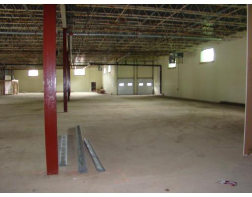 More Photos Of 184 Stone St, Clinton Manufacturing For Lease