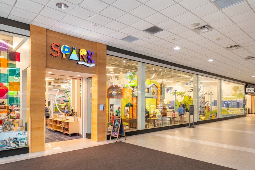 More Photos Of 333 Apache Mall, Rochester Unknown For Lease