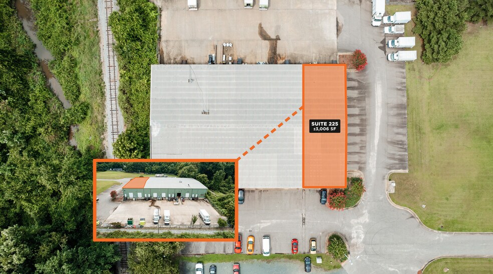 More Photos Of 200-225 Commercial Ct, Sanford Industrial For Sale
