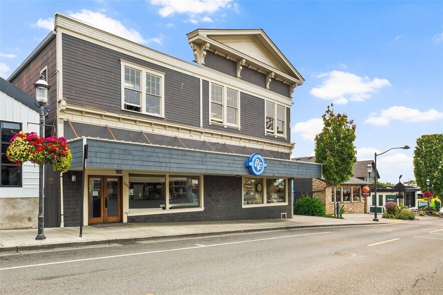 More Photos Of 542 Main St, Edmonds Freestanding For Sale