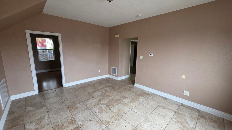 More Photos Of 14 S Union St, Stockton Multifamily For Sale