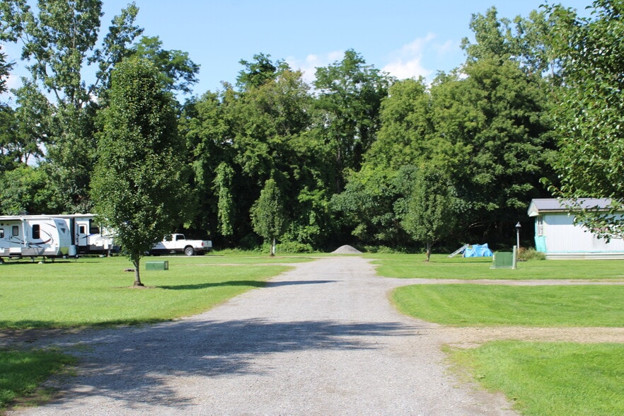 More Photos Of 47 S Genesee St, Fillmore Manufactured Housing Mobile Home Park For Sale
