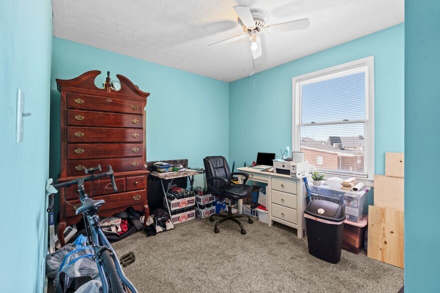 More Photos Of 808 Bypass Rd, Winchester Freestanding For Sale