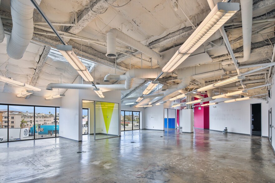 More Photos Of 8360 Melrose Ave, Los Angeles Storefront Retail Office For Lease