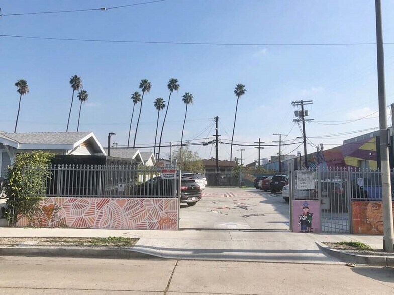 More Photos Of 3107-3119 Beverly Blvd, Los Angeles General Retail For Sale