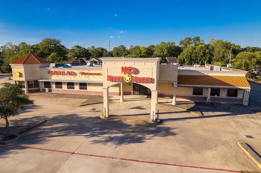 More Photos Of 5421 Fm-1960 Rd E, Humble Restaurant For Sale