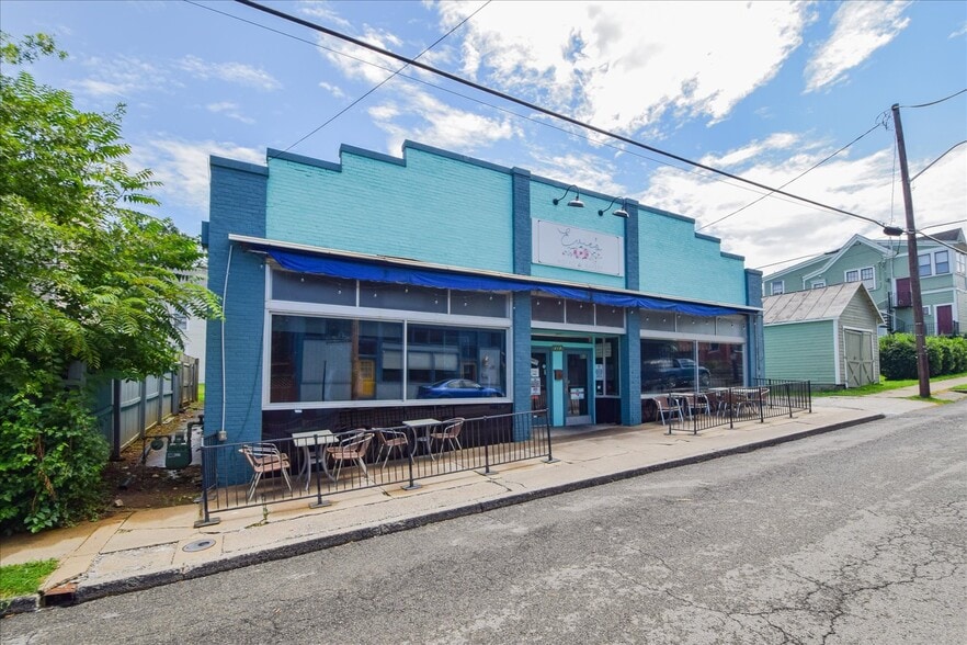 Primary Photo Of 1212 4th St SW, Roanoke General Retail For Sale