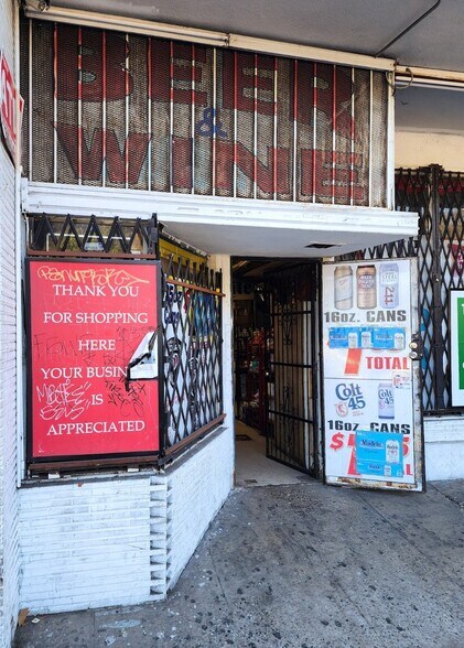 More Photos Of 10209 S Central Ave, Los Angeles Convenience Store For Lease