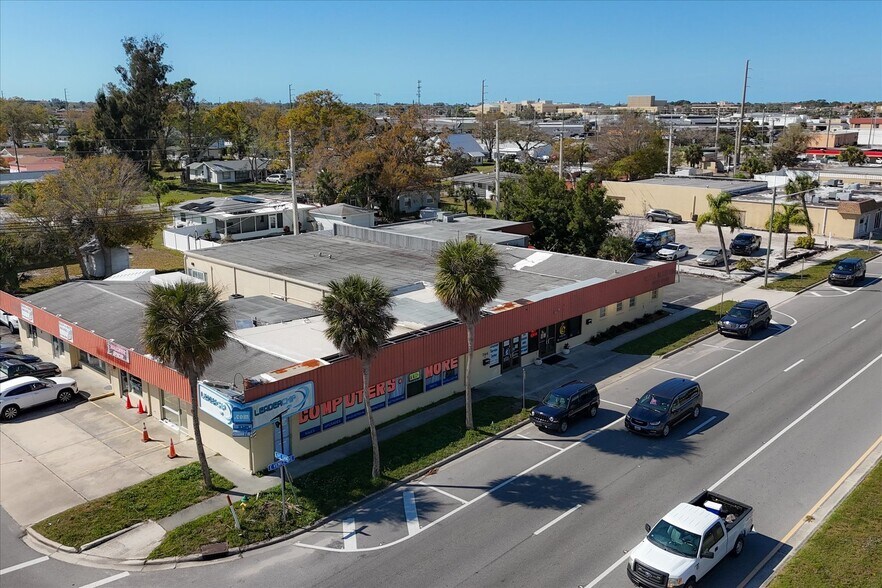 More Photos Of 738 -744 E Venice Ave, Venice General Retail For Sale