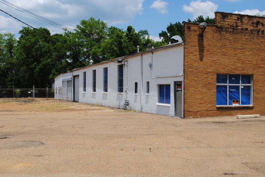 More Photos Of 2600 Medgar Evers Blvd, Jackson Auto Repair For Sale