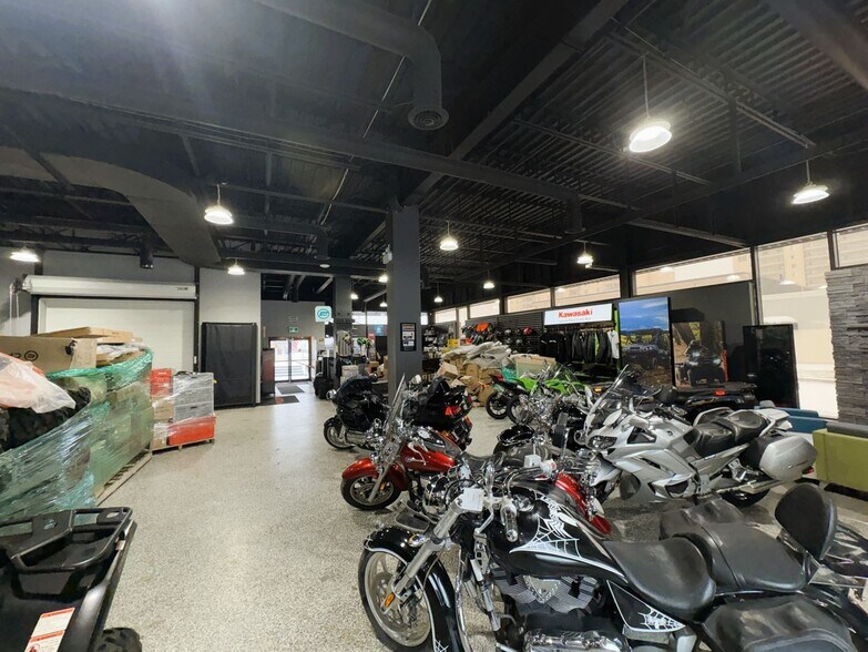 More Photos Of 1646 Bath Rd, Kingston Freestanding For Sale