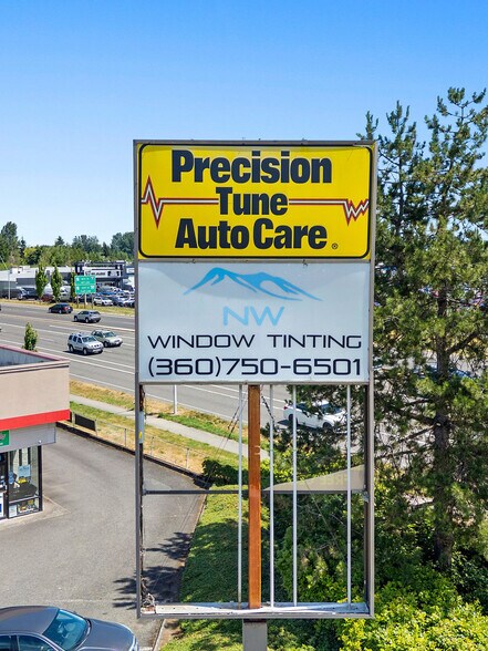 More Photos Of 6920 NE Fourth Plain Blvd, Vancouver Auto Repair For Lease