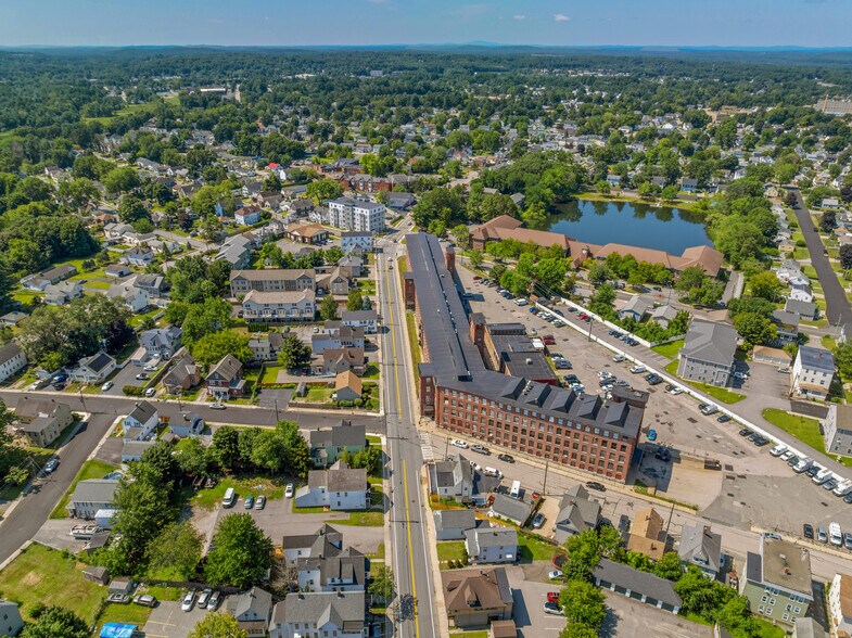 More Photos Of 51-55 Lake St, Nashua Light Manufacturing For Sale