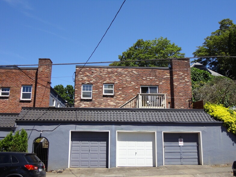More Photos Of 2023-2051 SE Madison, Portland Apartments For Sale