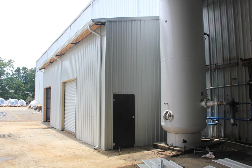 More Photos Of 5890 I 10 Industrial Pkwy W, Theodore Manufacturing For Sale