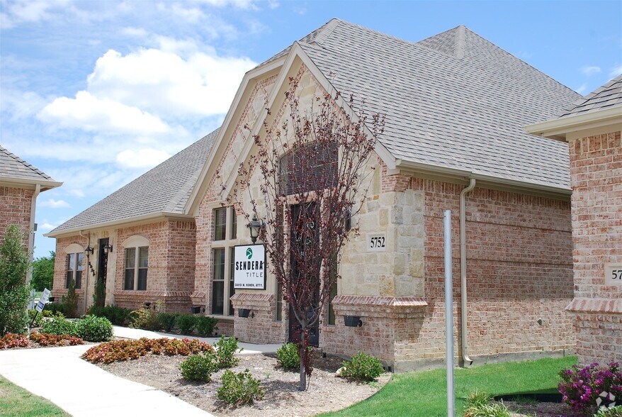 More Photos Of 5748 Boat Club Rd, Fort Worth Office For Sale