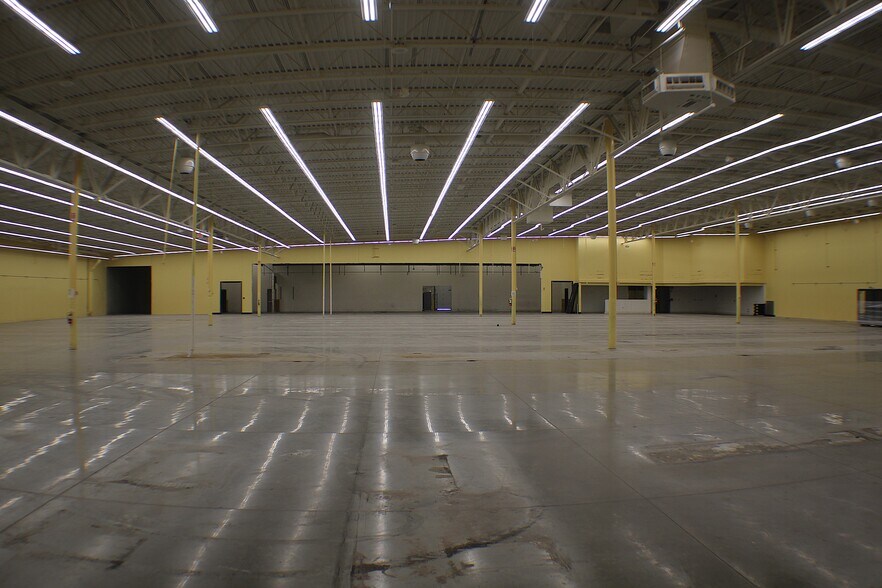 More Photos Of 869 W Florida Ave, Hemet Unknown For Lease