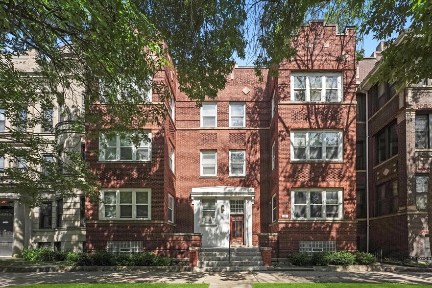 Primary Photo Of 4131 S Michigan Ave, Chicago Apartments For Sale