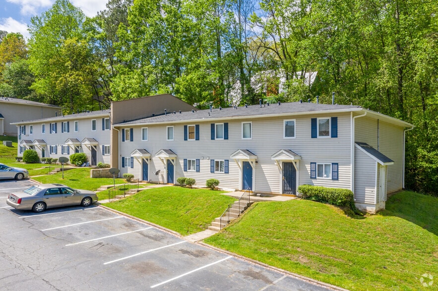 More Photos Of 3041 Landrum Dr SW, Atlanta Apartments For Sale
