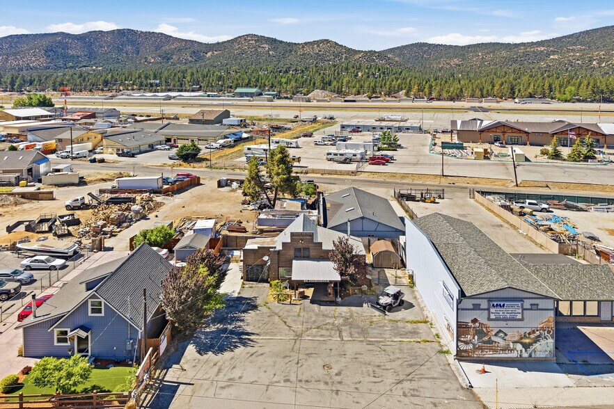 More Photos Of 521 W Big Bear Blvd, Big Bear City Storefront Retail Office For Sale