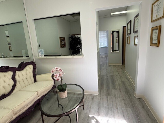 More Photos Of 24432 Muirlands Blvd, Lake Forest Medical For Lease