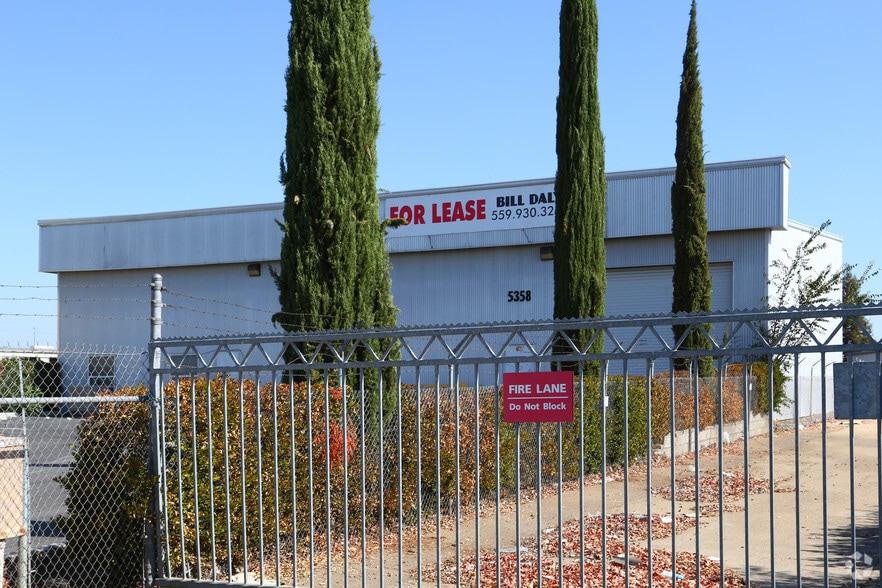 More Photos Of 5358 N Barcus Ave, Fresno Warehouse For Lease