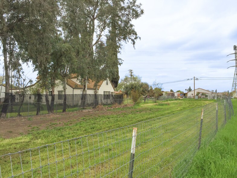 More Photos Of 8016 Stevenson Ave, Sacramento Land For Sale