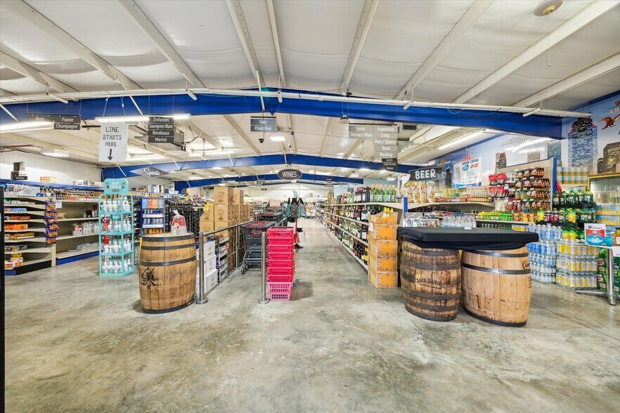 More Photos Of 14110 Stuebner Airline Rd, Houston Convenience Store For Sale