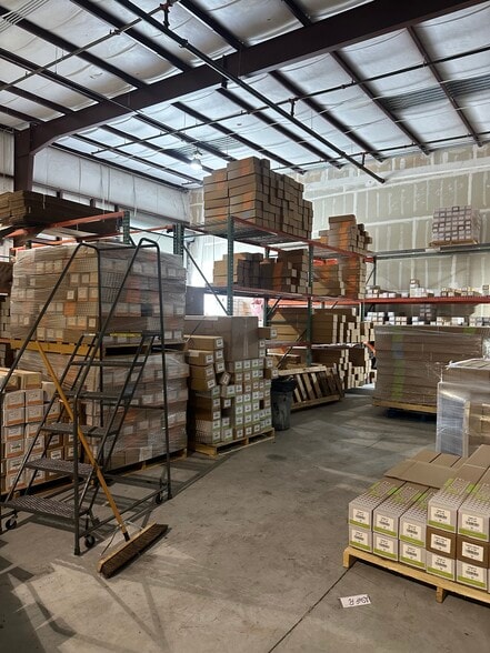 More Photos Of 161 Commerce Rd, Boynton Beach Warehouse For Sale