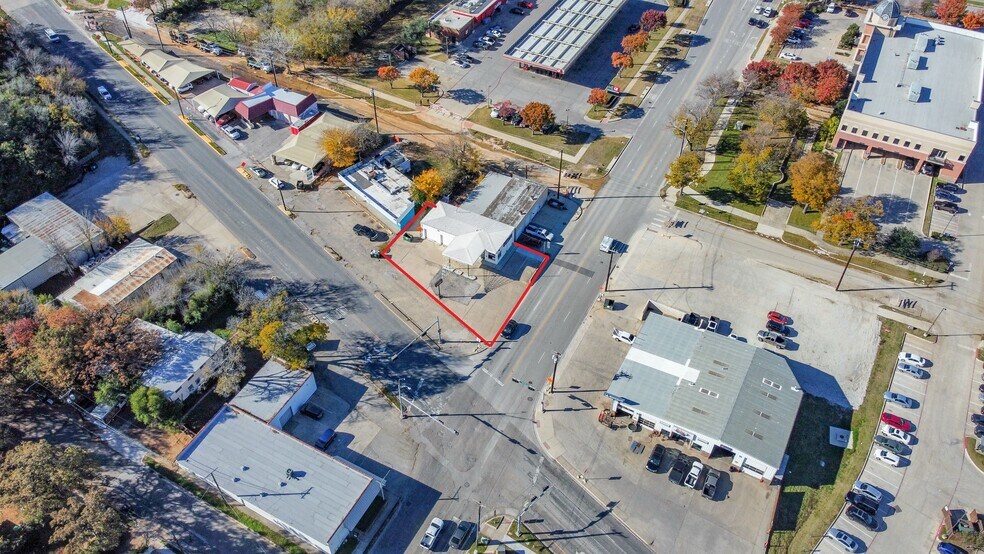 More Photos Of 206 Fort Worth Dr, Denton Storefront Retail Office For Sale