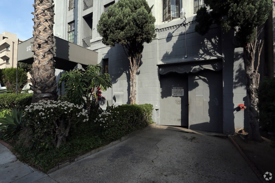 More Photos Of 512 S Hobart Blvd, Los Angeles Apartments For Sale