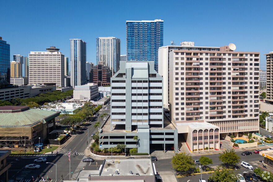 More Photos Of 1580 Makaloa St, Honolulu Office For Lease