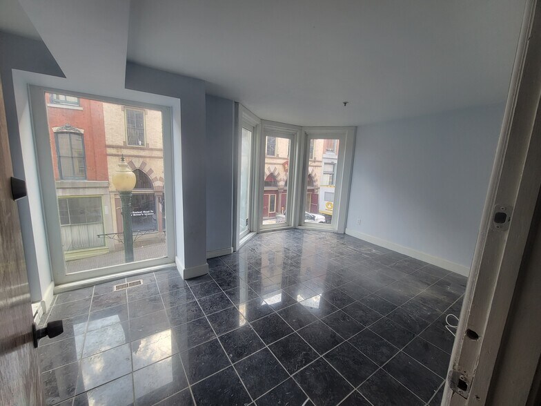 More Photos Of 94-100 Main St, Norwich Office Residential For Lease